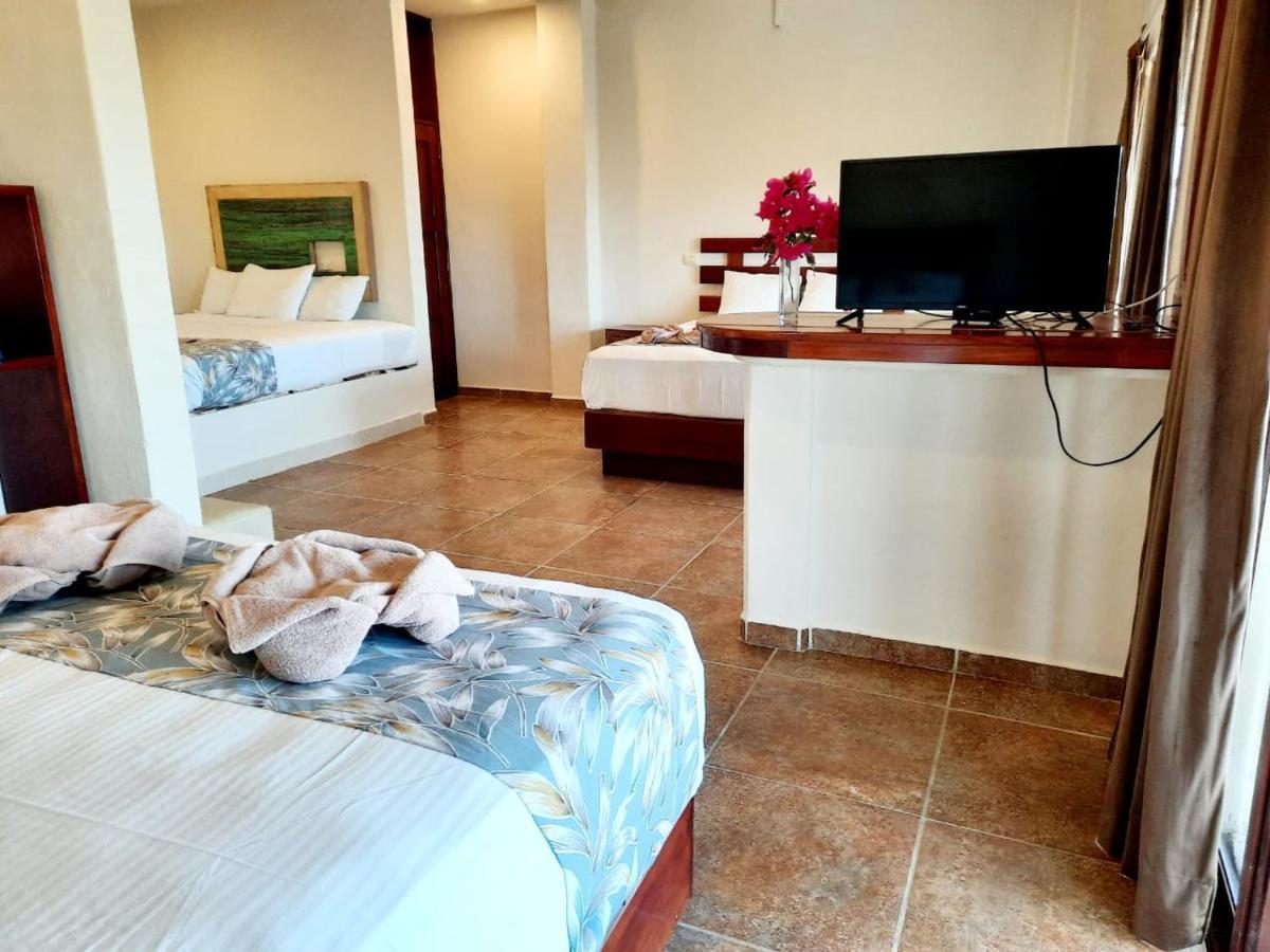 Porto Coral Hotel & Suites Mahahual Extérieur photo