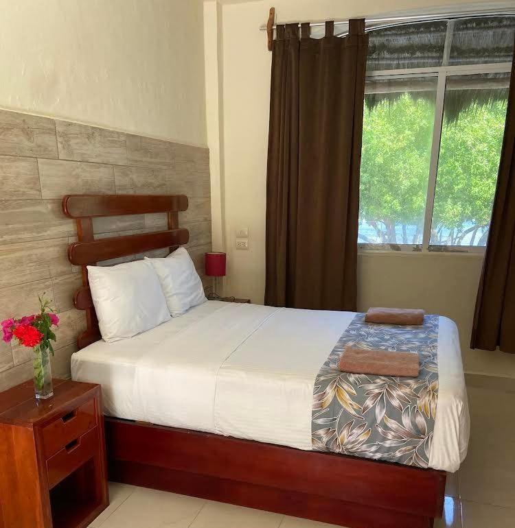 Porto Coral Hotel & Suites Mahahual Extérieur photo